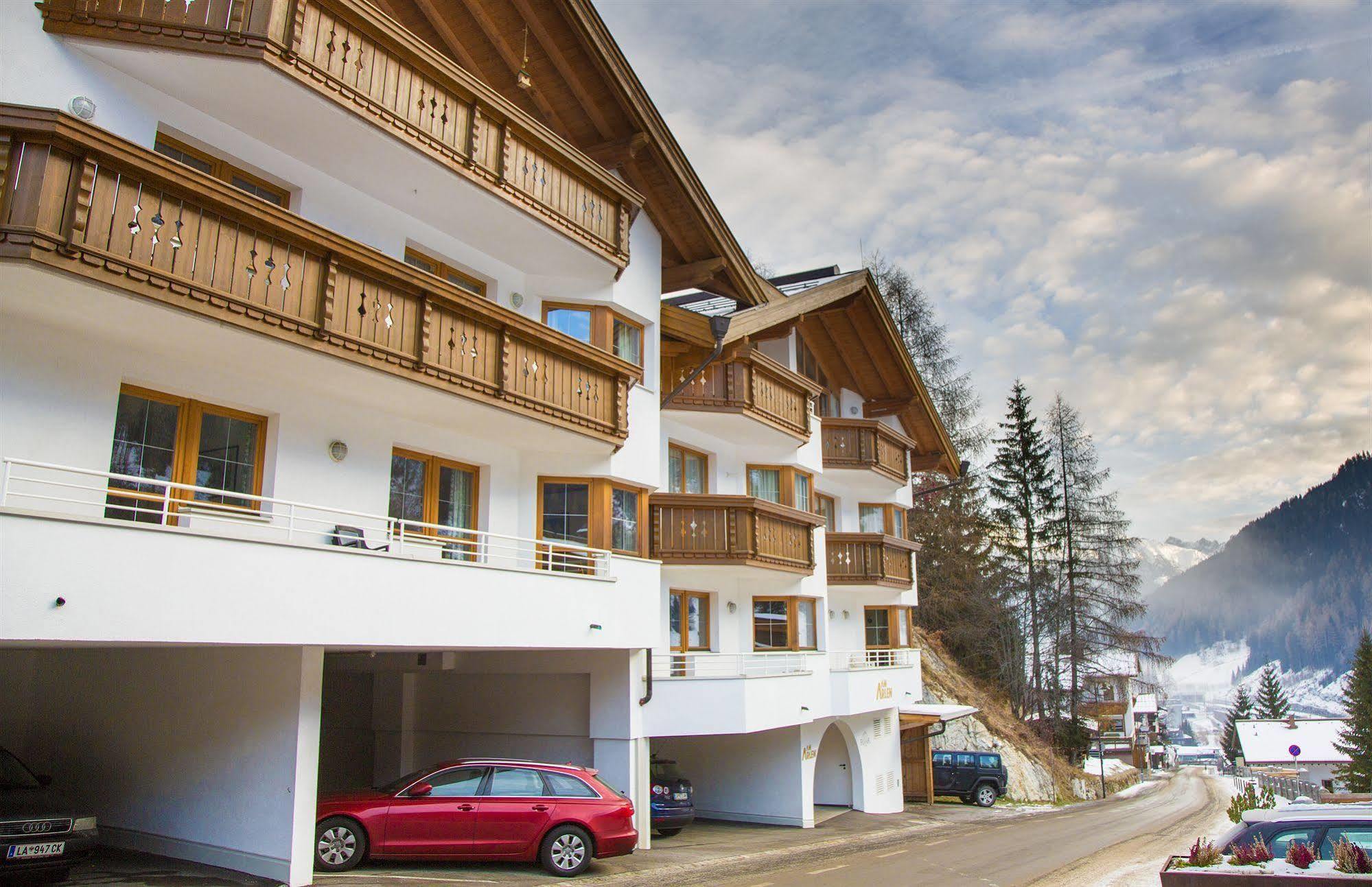Fliana Arlberg Studios سانكت أنتون ام ارلبرغ المظهر الخارجي الصورة